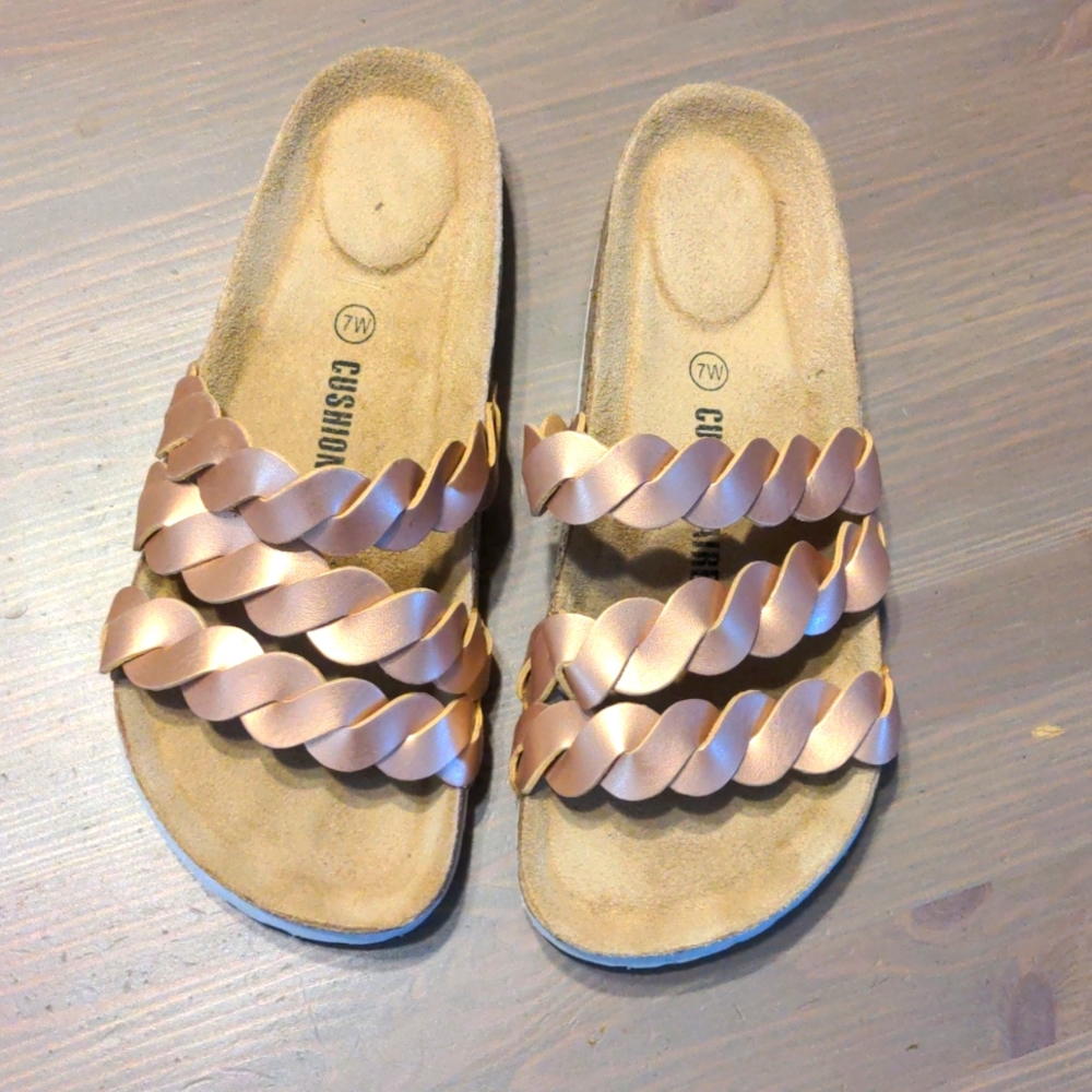 Like new rose gold sandals
